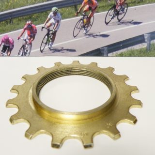 Shimano Dura Ace threaded sprocket for freewheel