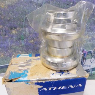Campagnolo Athena threaded head set 1 inch.